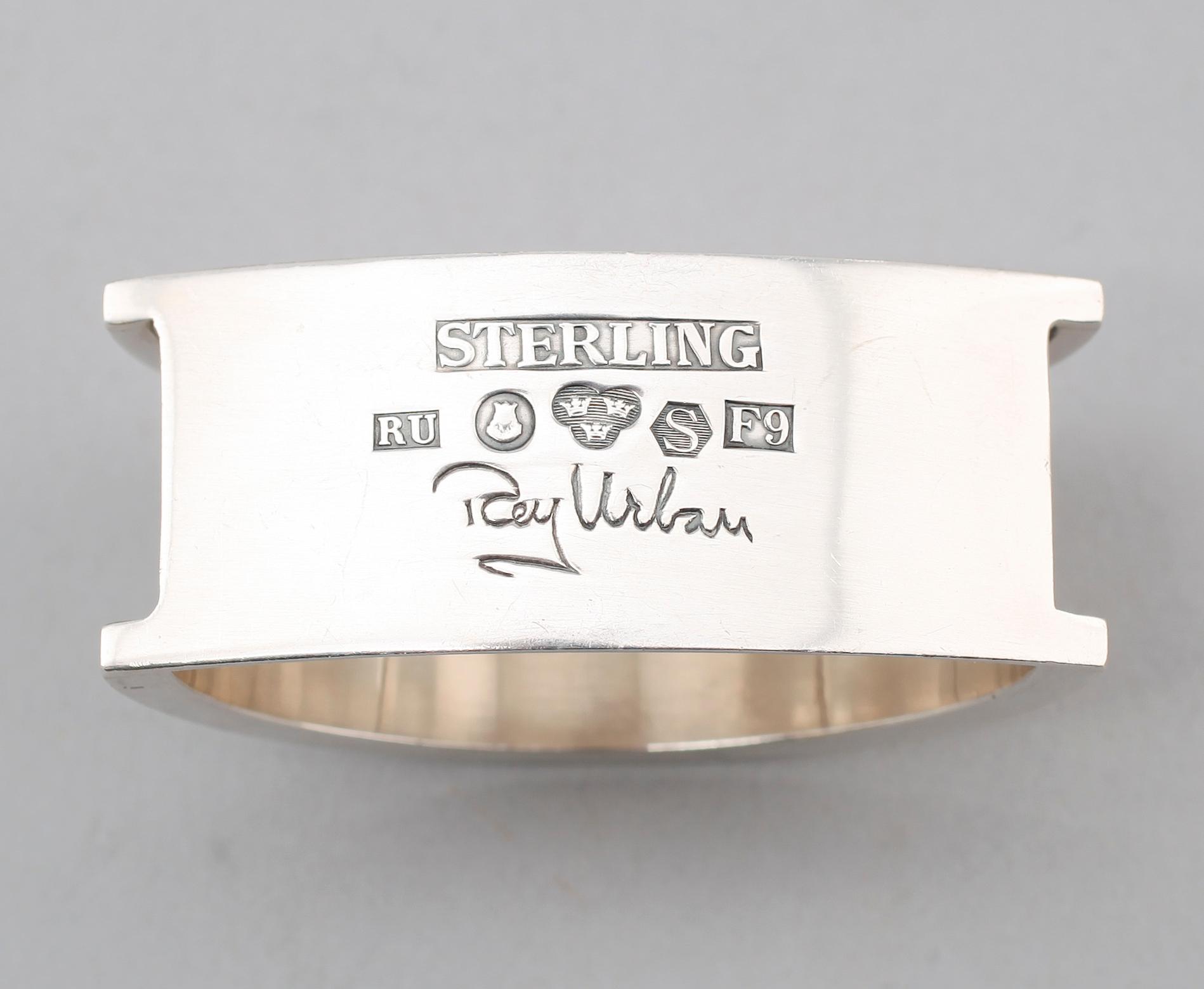 SILVERFÖREMÅL, 7 delar, 1900-tal. Vikt utan glasföremål ca 206 gram.