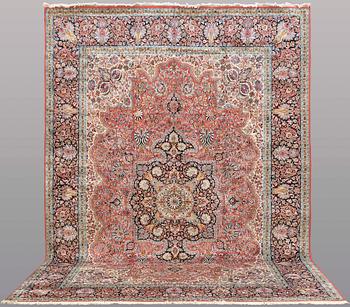 MATTA, Kashmir silke, ca 442 x 306 cm.