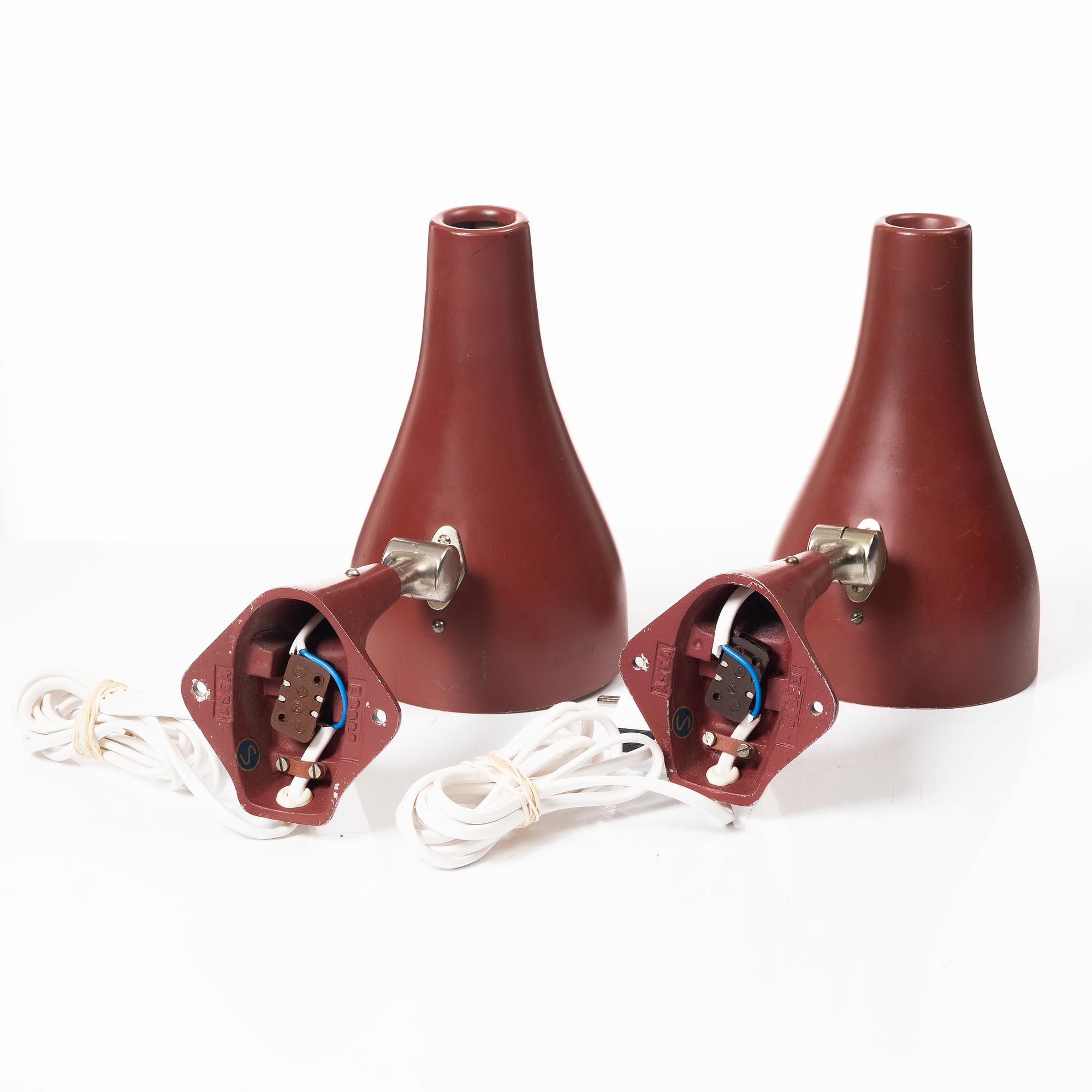 Asea, a pair of wall lamps model "E2928", 1950s.