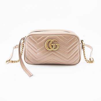 Gucci väska "GG Marmont".