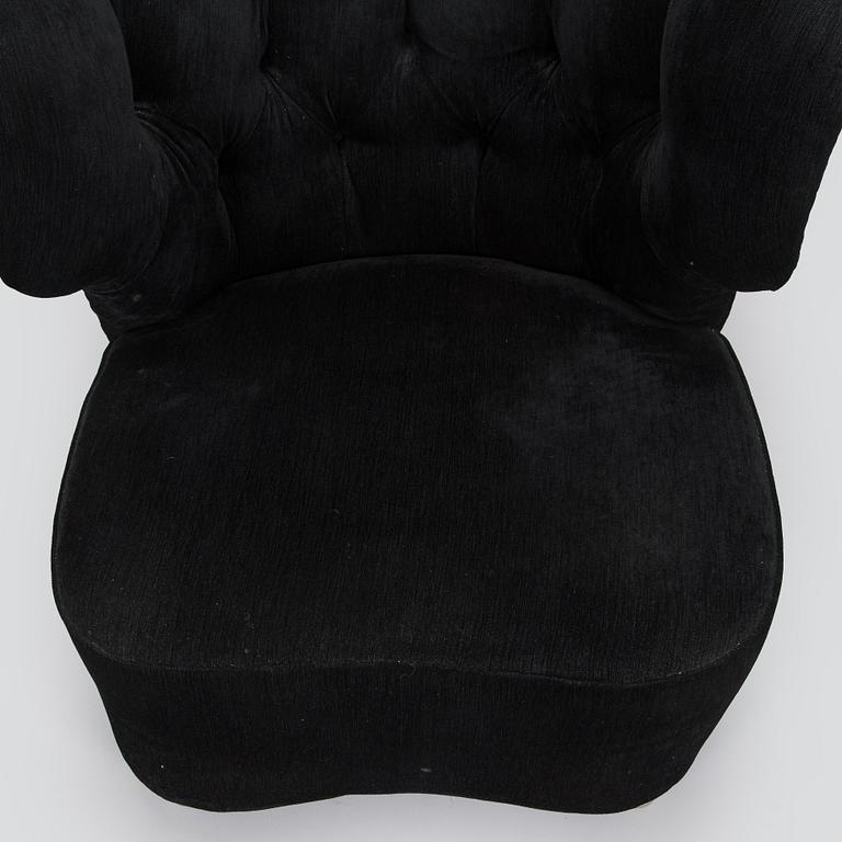 mid-20th century armchair.