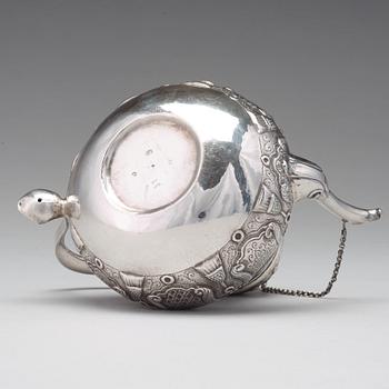 A Dutch 18th century silver tea-pot, mark possibly of Abraham Marshoorn, Amsterdam (1722-1754).