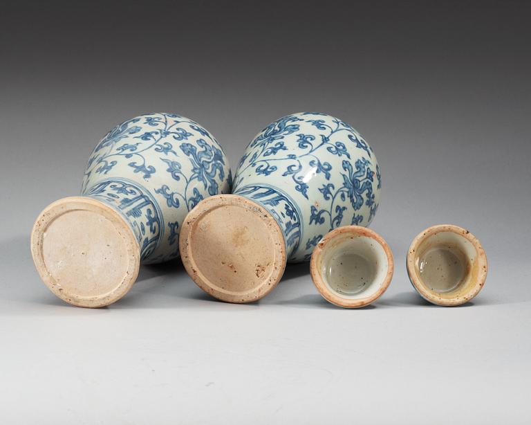 A pair of blue and white 'Meiping' vases with cover, Ming dynasty.