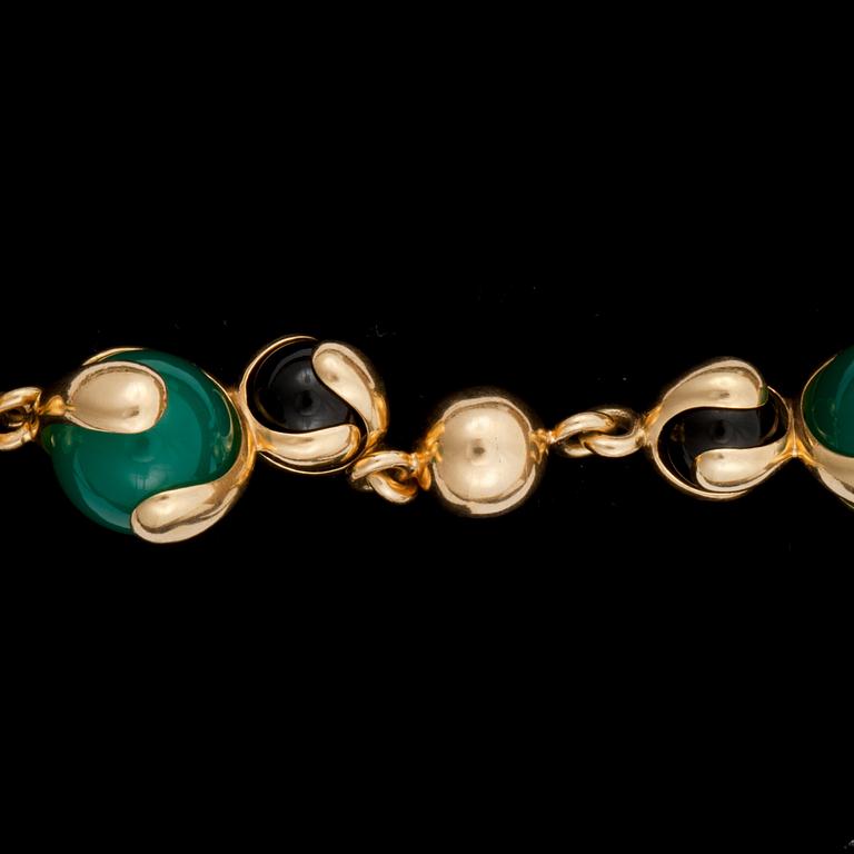 A Marina B green calcedony and onyx necklace.