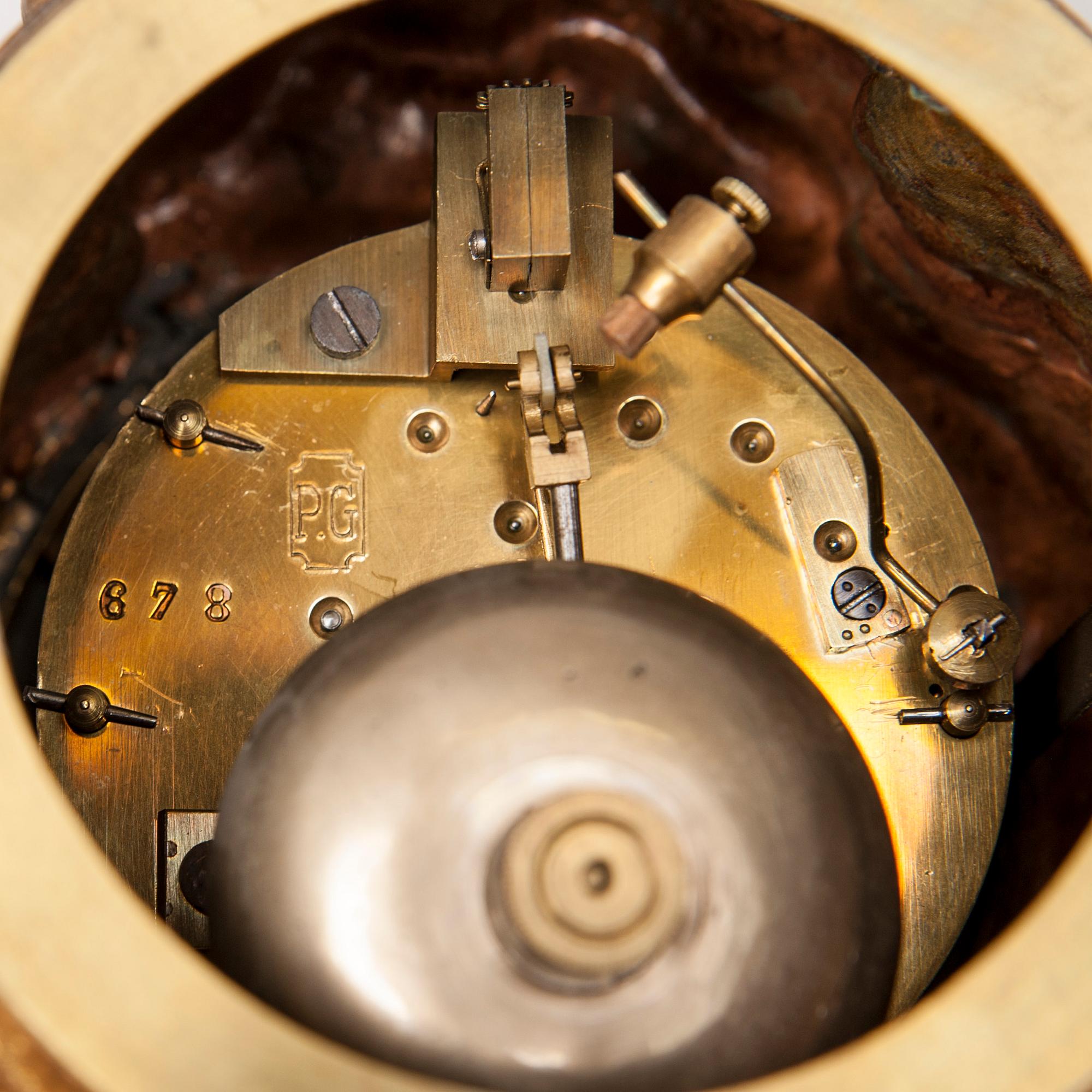 BORDSKLOCKA, rokokostil, troligen Frankrike, 1800-talets slut.