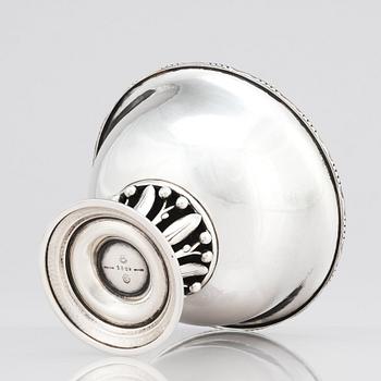 Georg Jensen, skål på fot, Firma Georg Jensen, Köpenhamn 1925-32, sterling, design nr 180B.