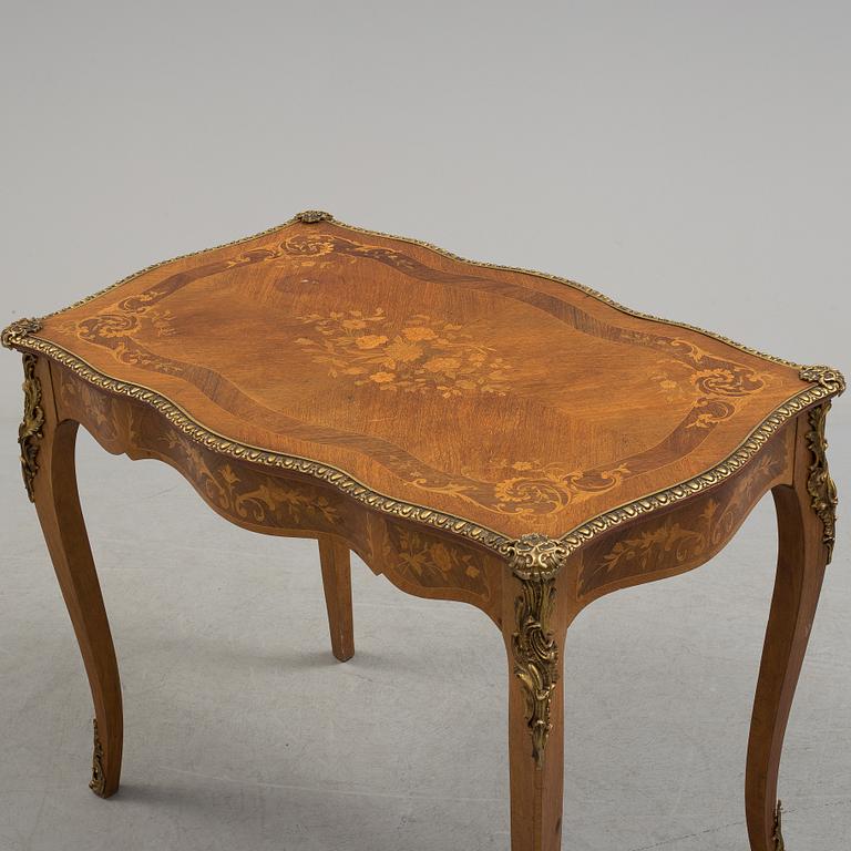 An early 20th century table.