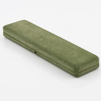 Collier,  18K guld med glasfluss och karneol, filigran, Stockholm år 1800.