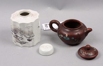 PARTI KERAMIK, 2 delar, Kina, 1900/2000-tal.