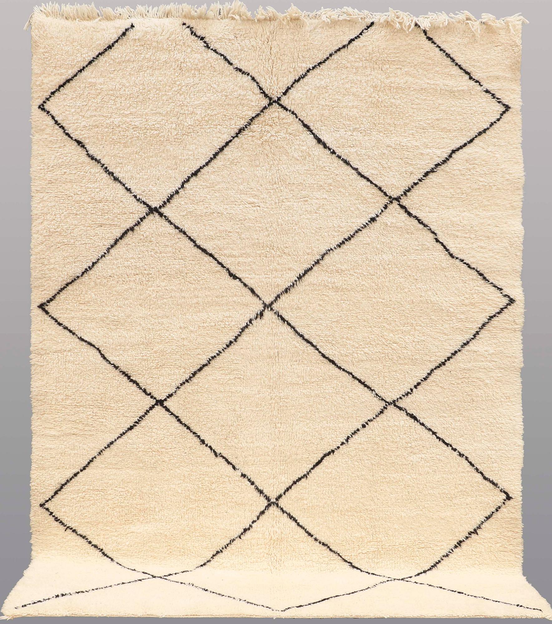 MATTA, Marocko, ca 290 x 218 cm.