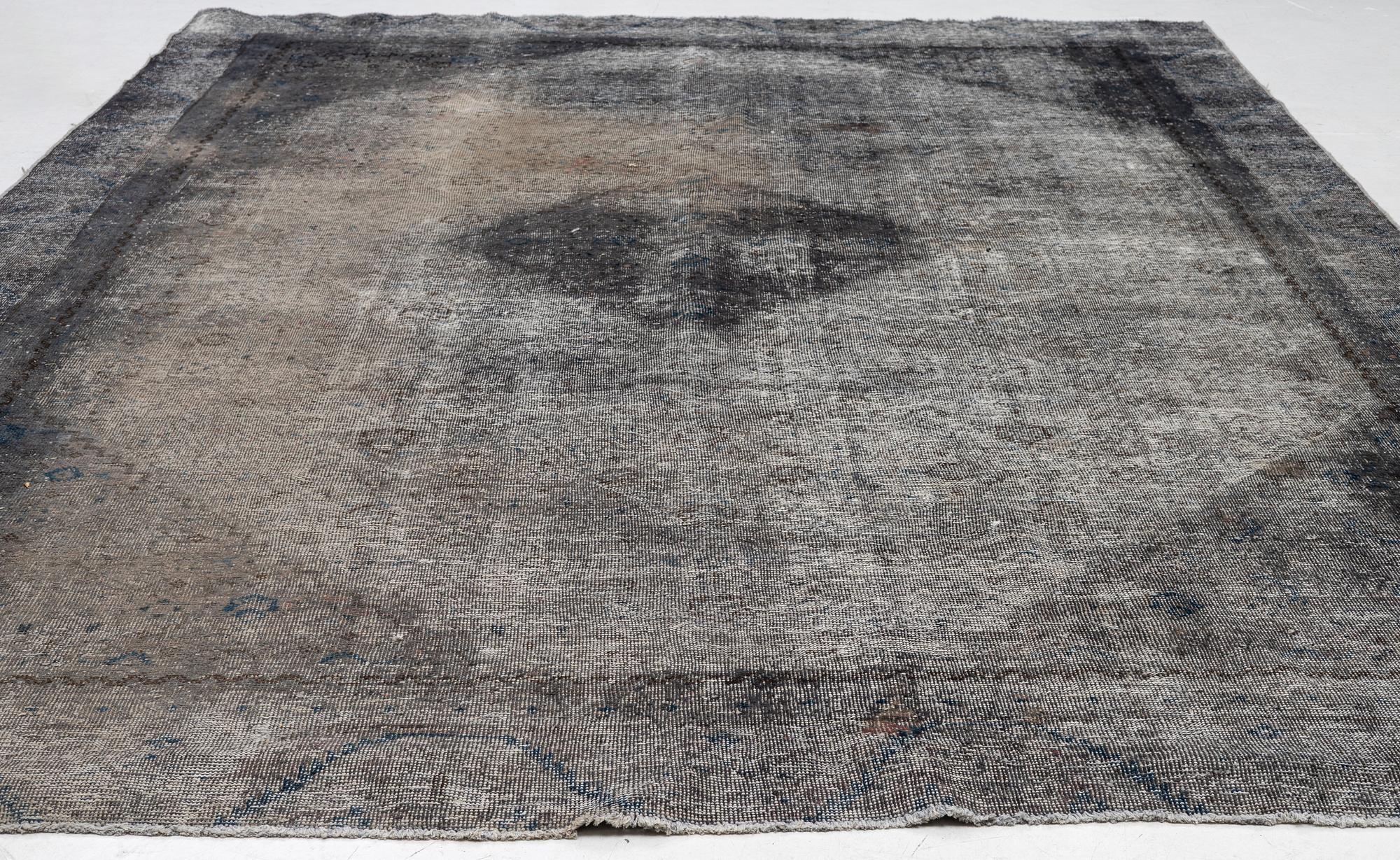 A Vintage design carpet, c. 378 x 289 cm.