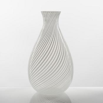 Oiva Toikka, a 'Tellervo' glass vase, Nuutajärvi Postipankki, Finland, and a glass bowl by Åsa Brandt.