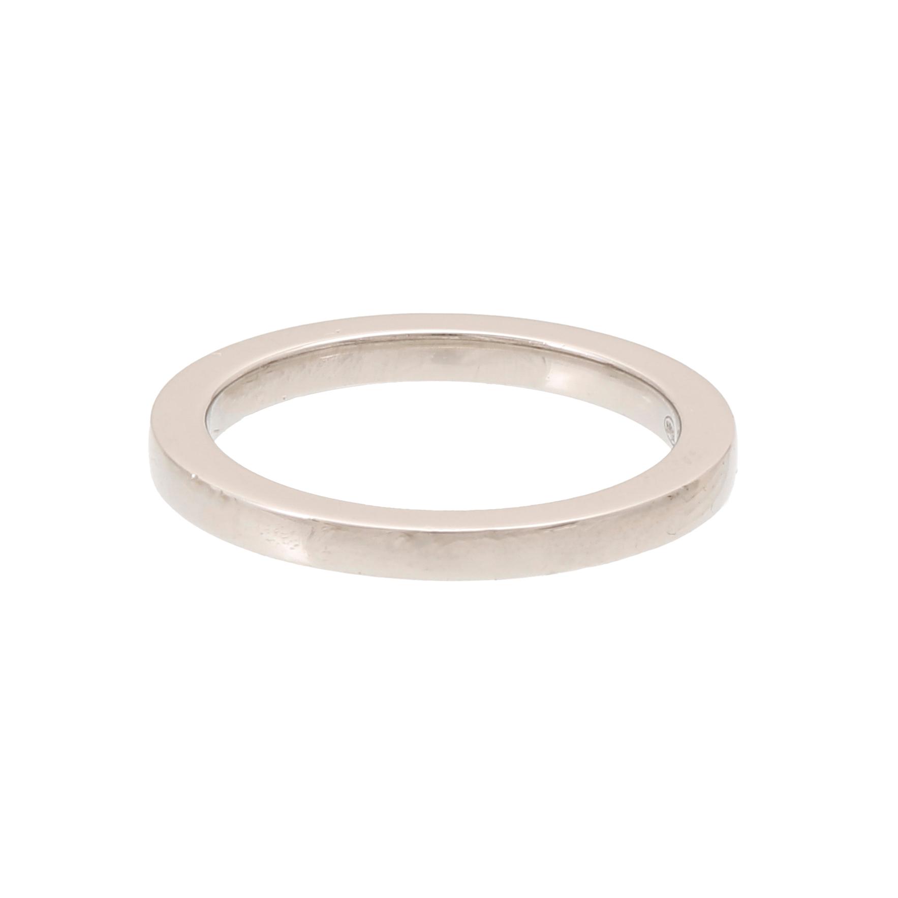 A “Divine Rita” ring 950 platinum and brilliant cut diamonds by Boucheron.