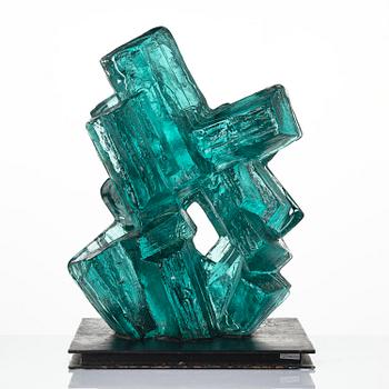 Edvin Öhrström, "Kristallisk komposition" (Crystalline composition), a cast glass sculpture, Lindshammar Glassworks, ed. 1/7.