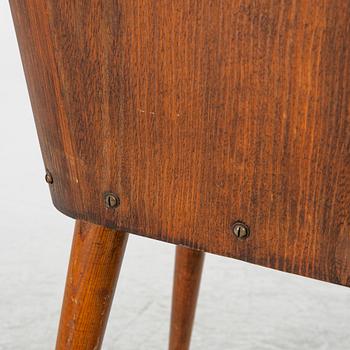 Göran Malmvall, stolar, ett par, modell "510" ur serien "Svensk Fur", Karl Andersson & Söner, Huskvarna, 1950-tal.