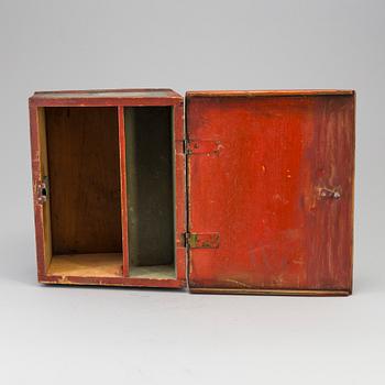 A brides box, dated 1896.