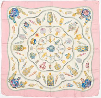 SCARF Qu'Import le Flacon.