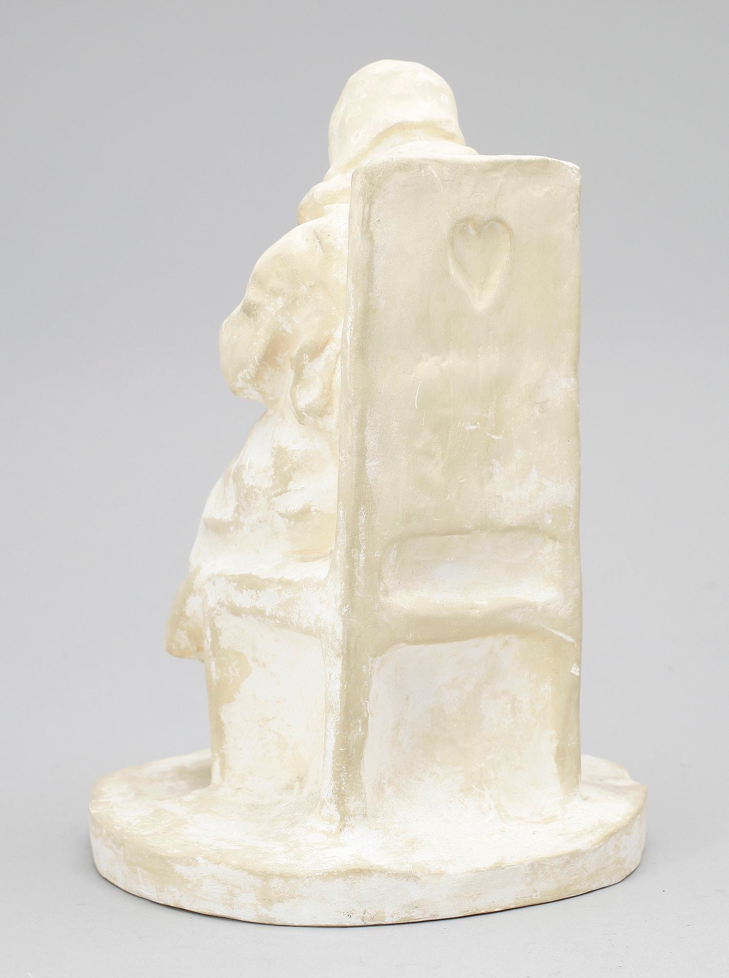 RUTH MILLES, gips, signerad och daterad 1911.