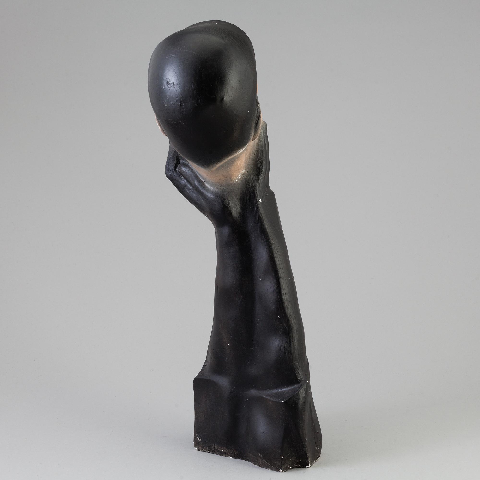 MANNEKÄNGDOCKA, bemålat gips. Christian Dior, troligen 1930-tal.