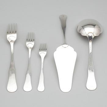BESTICKSERVIS, 129 delar, silver, K Anderson, 1900-talets första hälft. Vikt 3830 gram (exkl. stålblad).