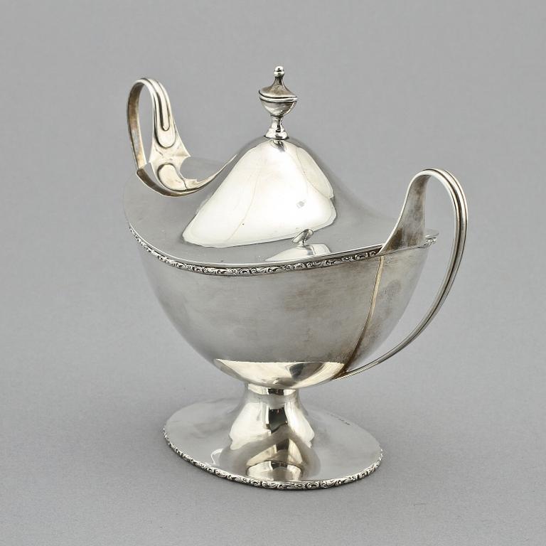 SOCKERSKÅL, silver, empirestil, Ryno Carlman, Stockholm, 1920, vikt 395 g.