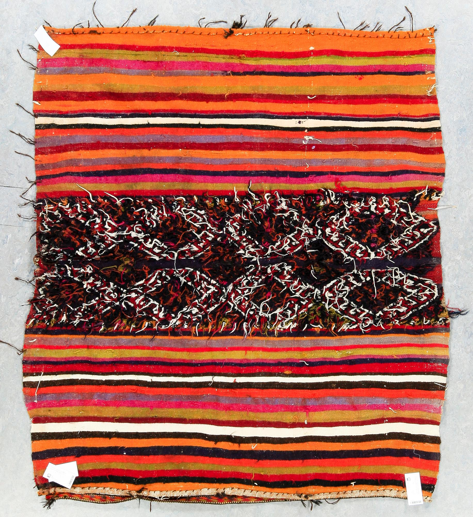 VÄSKA, semiantik kelim, kurdisk. Ca 144 x 127.