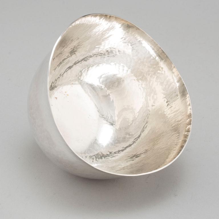 ERIC LÖFMAN, a silver bowl from MGAB, Uppsala, 1971.