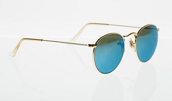 SOLGLASÖGON, Ray Ban.