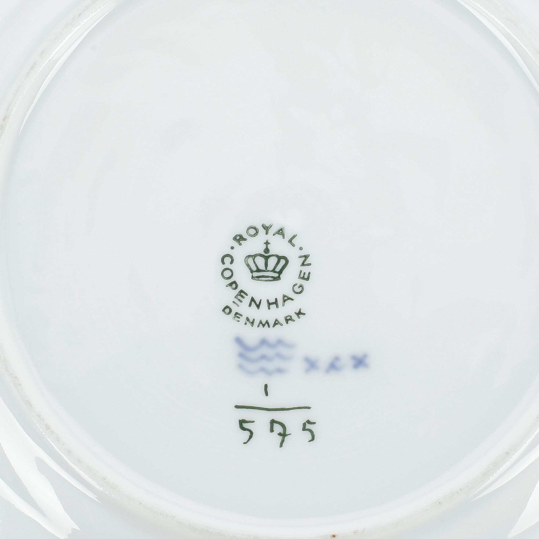 KAFFESERVIS, 17+2 delar, porslin, "Musselmalet", Royal Copenhagen.