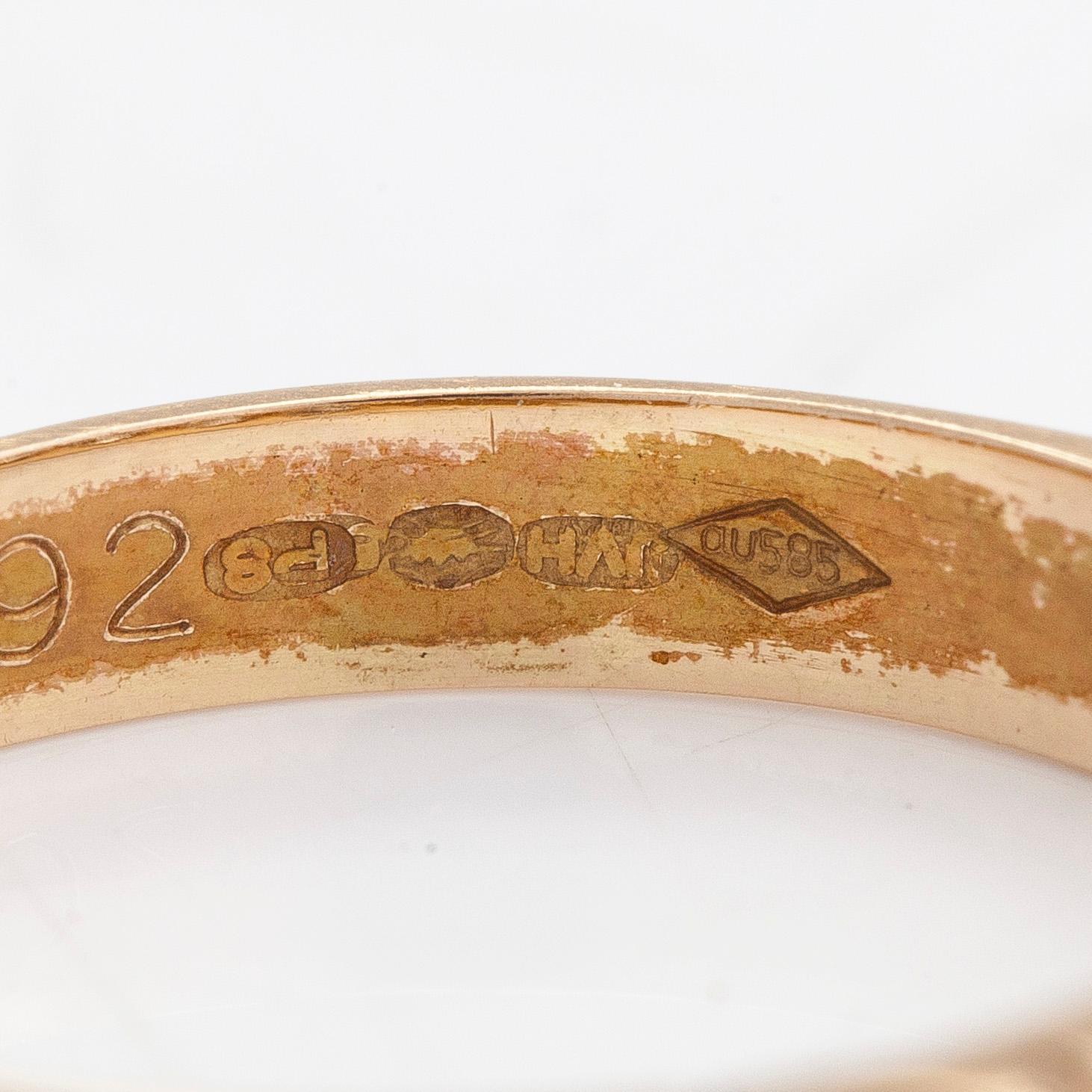 Ring, halvallians, 14K guld, briljantslipade diamanter ca 0.50 ct tot. Finland 1992. Med sertifikat.