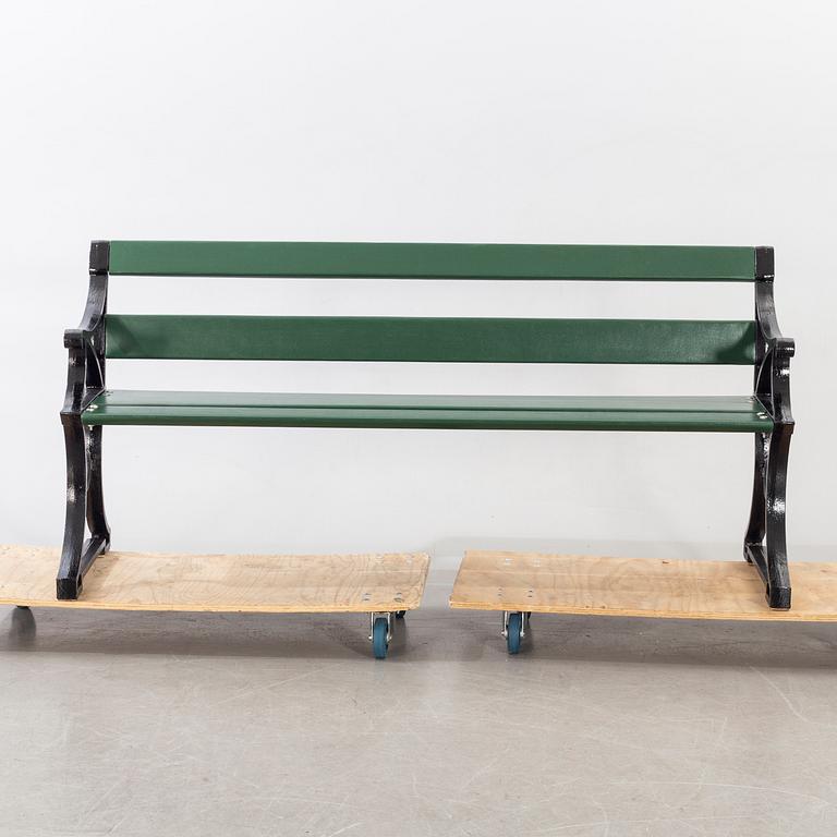 An parc bench by Folke Bensow for Näfveqvarn 'Trädgårdsmöbeln Näfveqvarn n:r 3'.