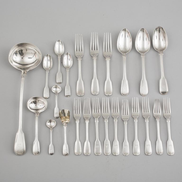 PARTI SILVER, 24 st. Bland annat London, England, 1800-tal. Vikt ca 1384 g.