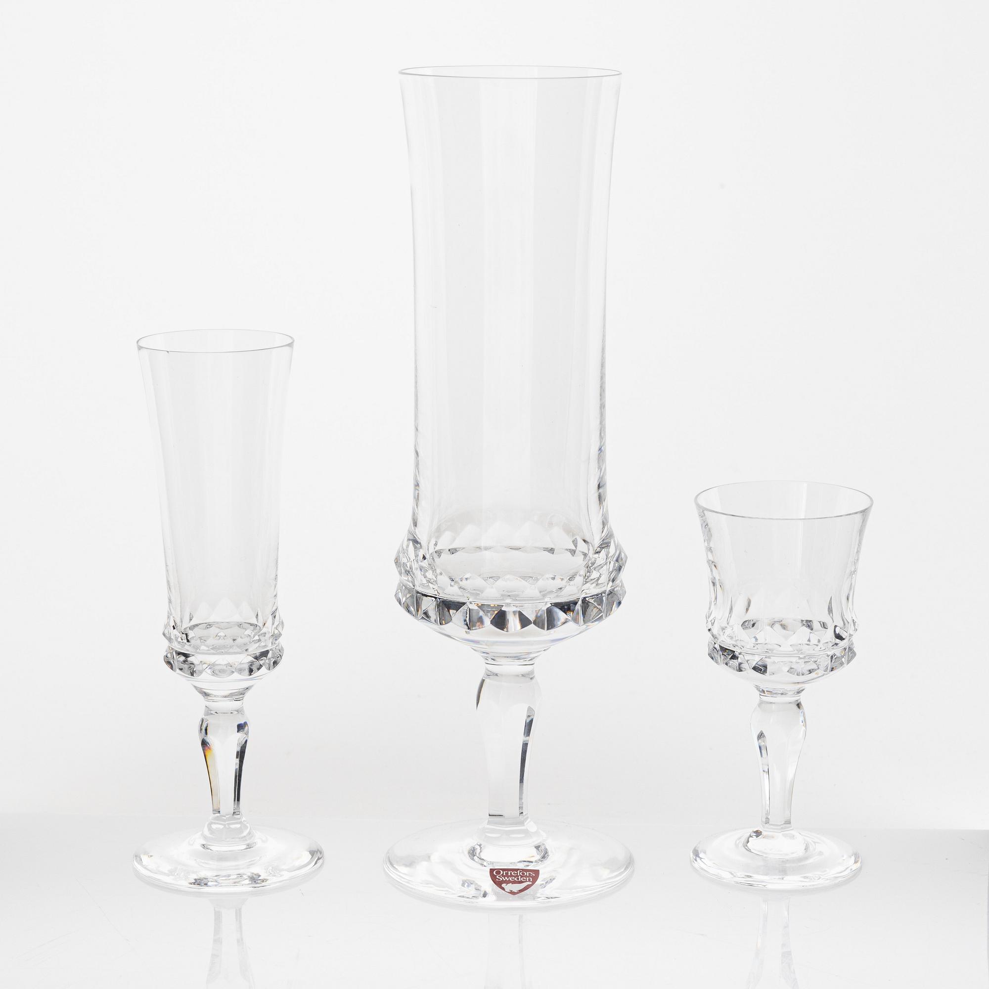 Ingeborg Lundin, a 30-piece 'Silvia' glass service, Orrefors.