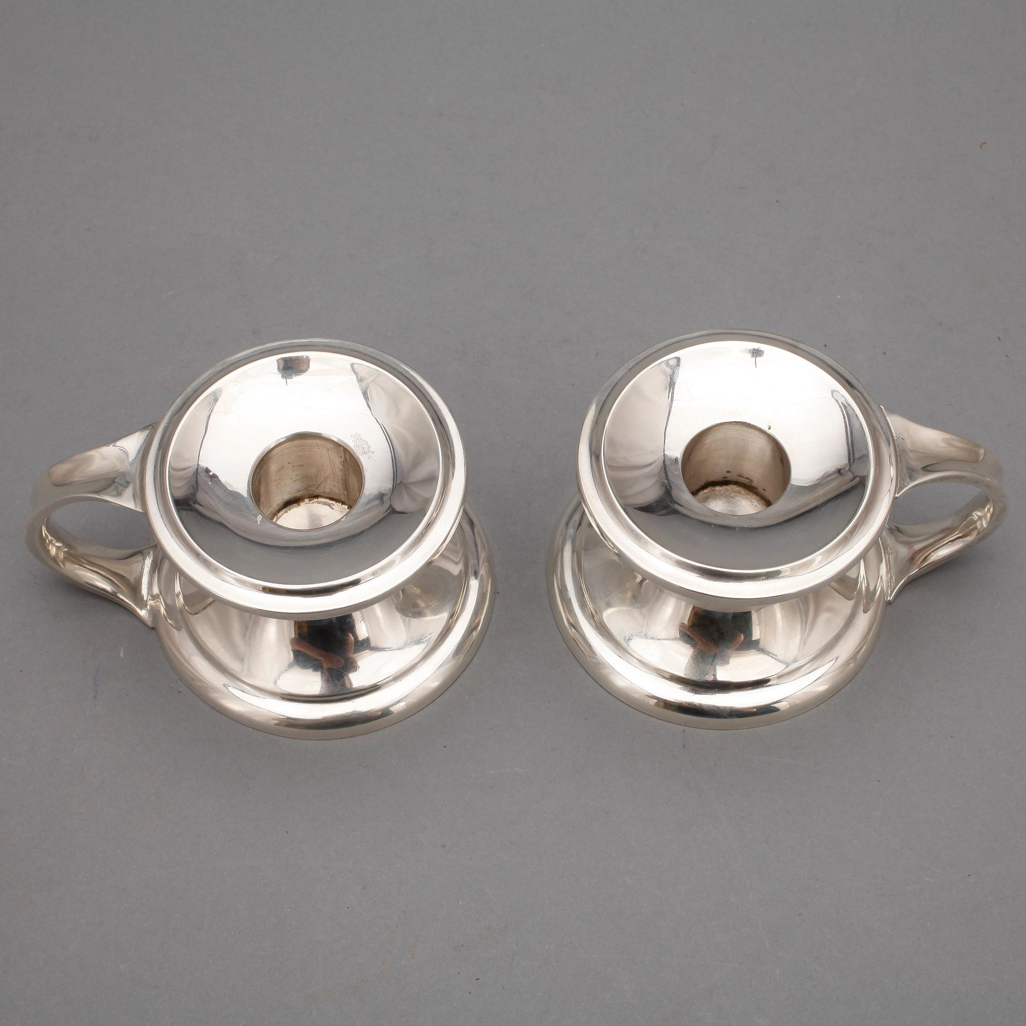 NATTLJUSSTAKAR, silver, okänd mästare, 1900-tal. Totalvikt ca 447 g.