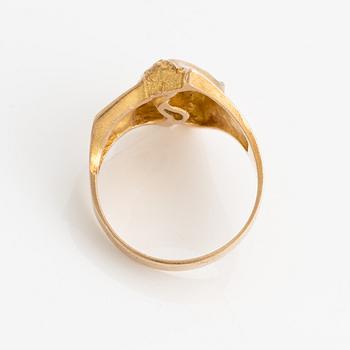 Lapponia garnityr med en collier, ett armband, ett par örhängen och en ring, design Björn Weckström.
