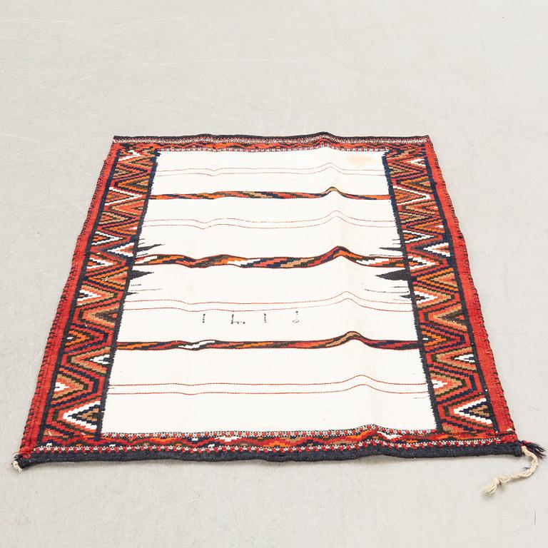 Matta Bachtiari sofreh semiantik ca 117x90 cm.