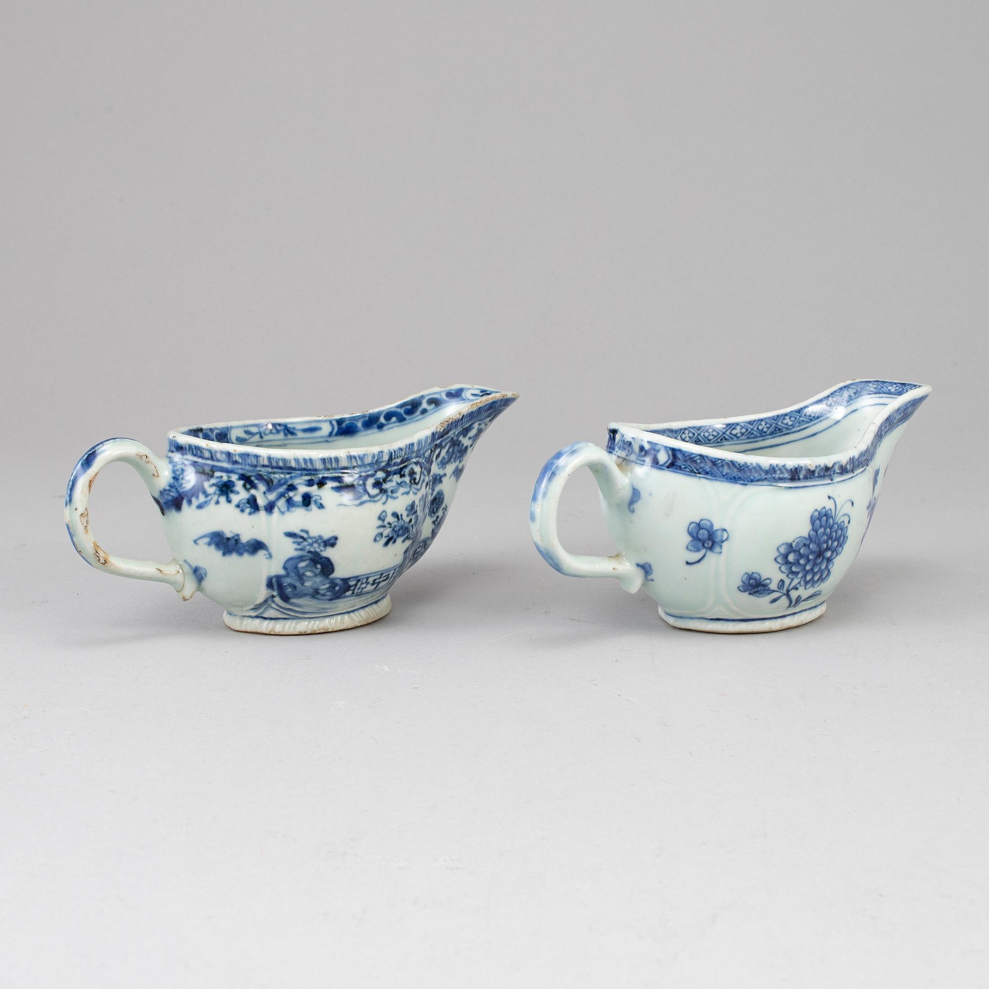 Two blue and white saucers, Qing dynasty, Qianlong (1736-95).