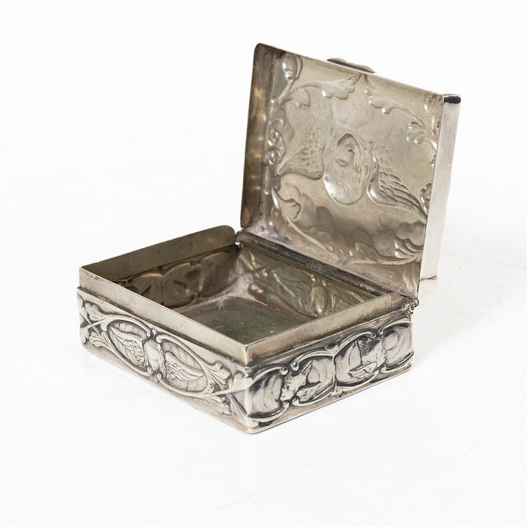 William Comyns & Sons, box, silver, London 1895.