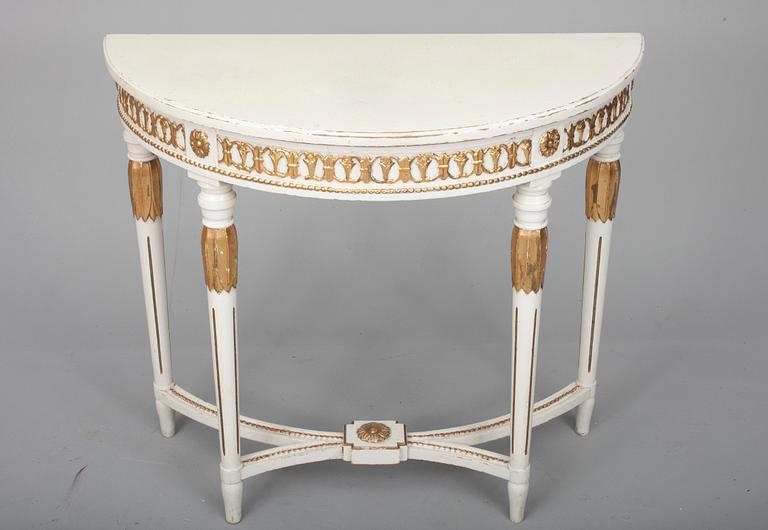 SPEGEL och KONSOLBORD, gustaviansk stil, 1900-talets första hälft.