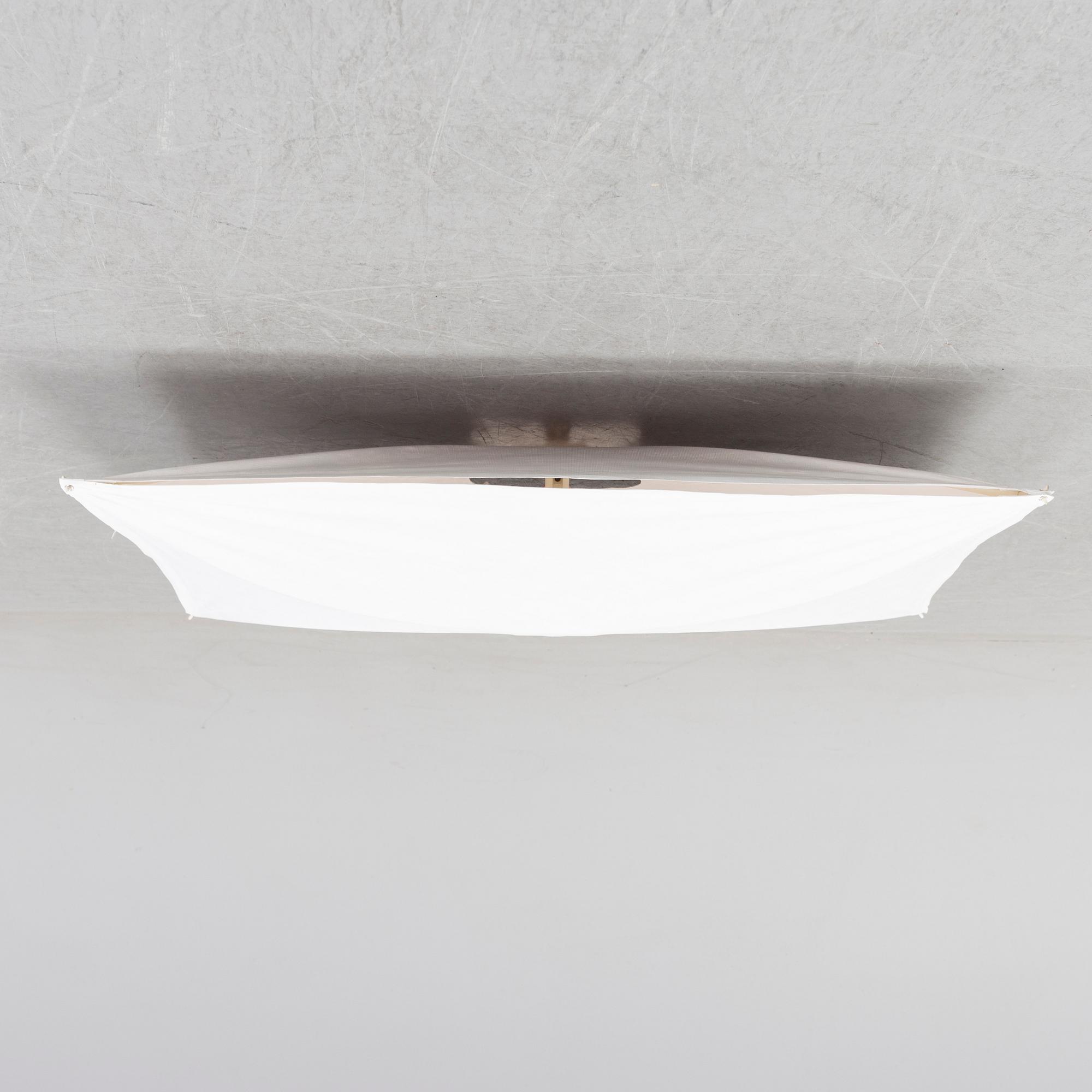 Tobia Scarpa, tak- / vägglampor, 3 st, "Ariette 1" samt "Ariette 2", Flos.