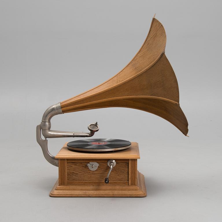 GRAMMOFON, 1900-talets början.