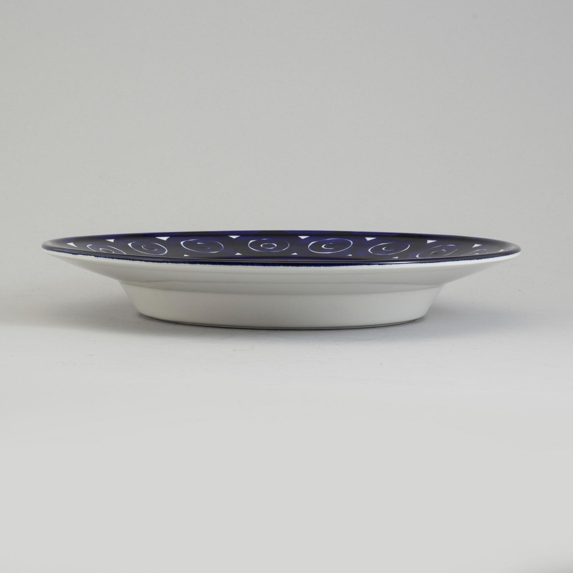 ULLA PROCOPÉ, charger, porcelain, 'Valencia, Arabia, Finland, second half of the 20th century.