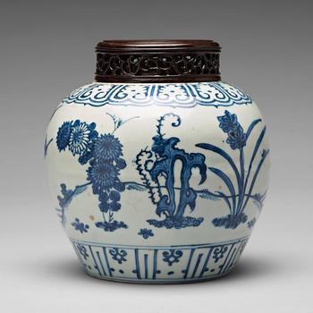 887. A blue and white jar, Ming dynasty (1368-1664).