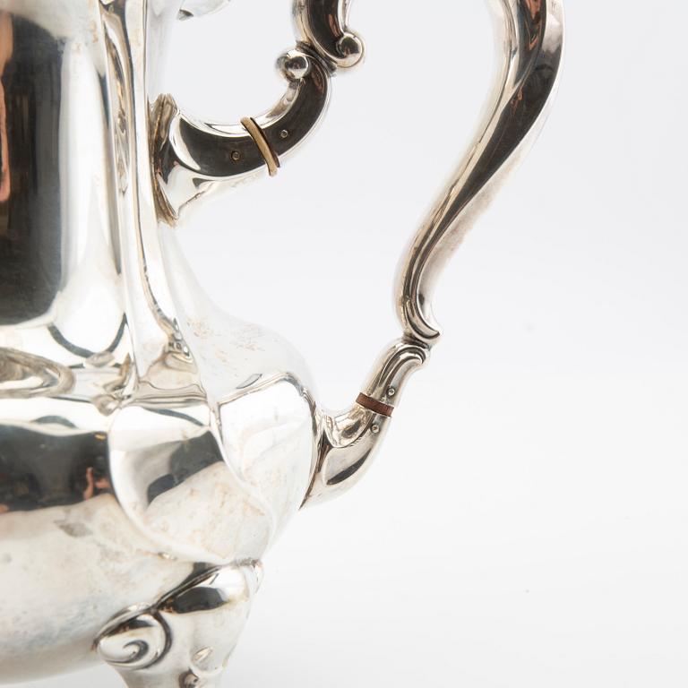 Coffee pot silver, first half of the 20th century.