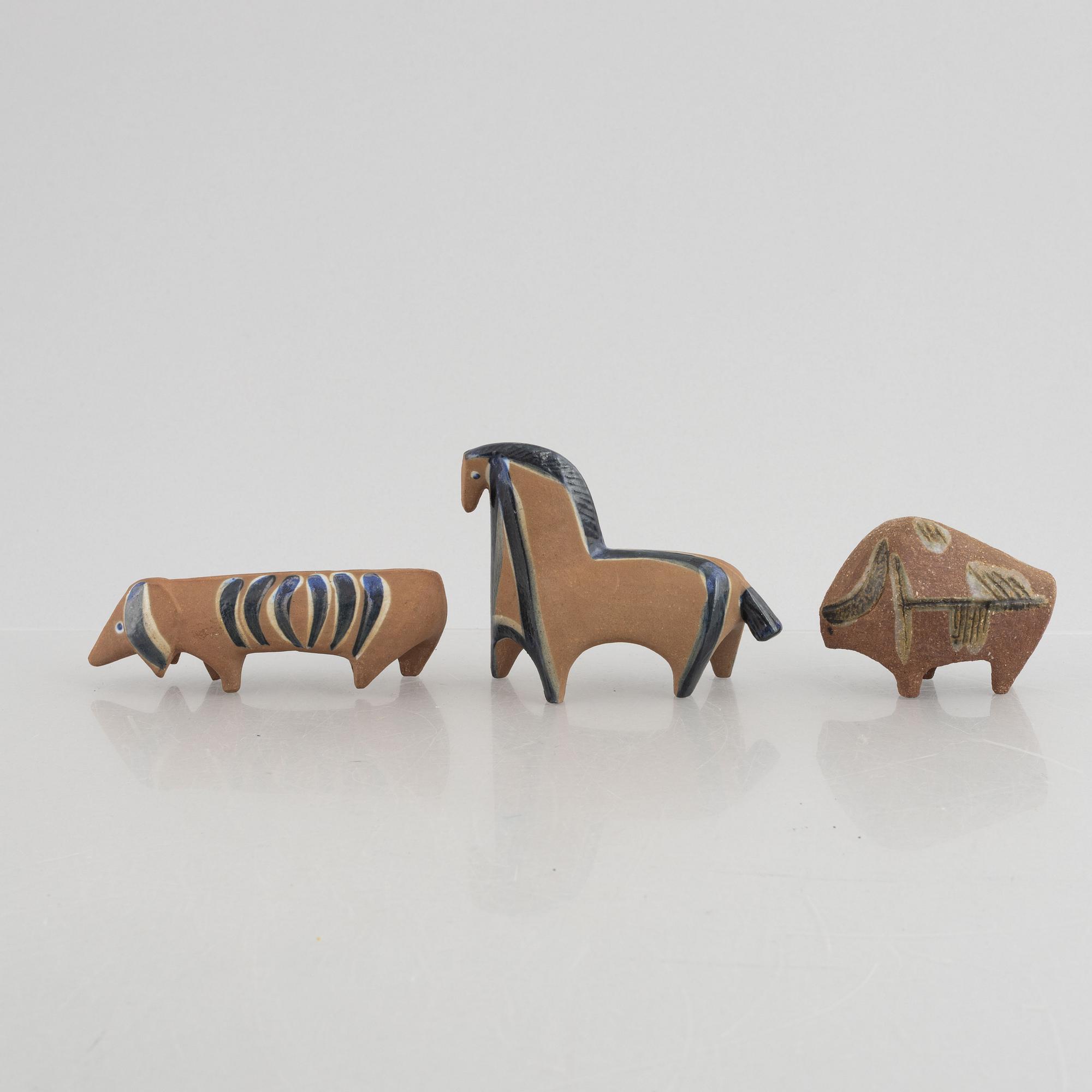 Lisa Larson, figuriner, 9 st, stengods, bl.a. ur serien "Lilla Zoo", Gustavsberg.