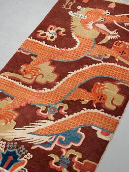 Matto, a pillar rug, a semi-antique/an old Chinese, ca 195 x 92,5-93 cm.