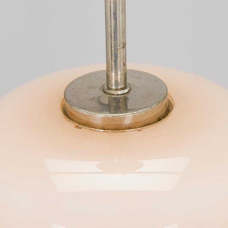 Paavo Tynell, taklampa modell 559 Taito, 1930-tal.