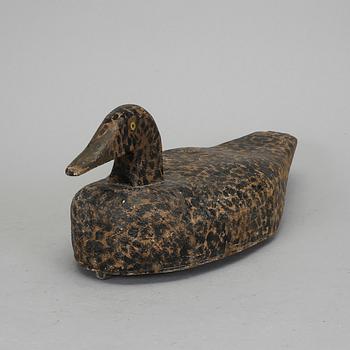 VETTE, bemålat trä, 1900-talets första del.