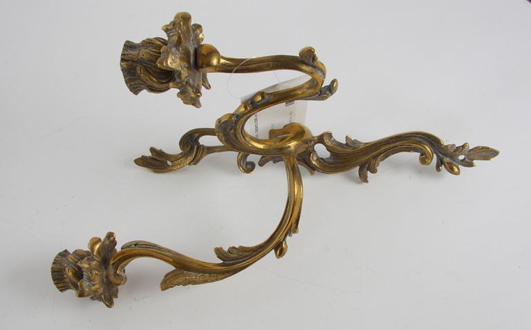 VÄGGAPPLICKER,ett par.