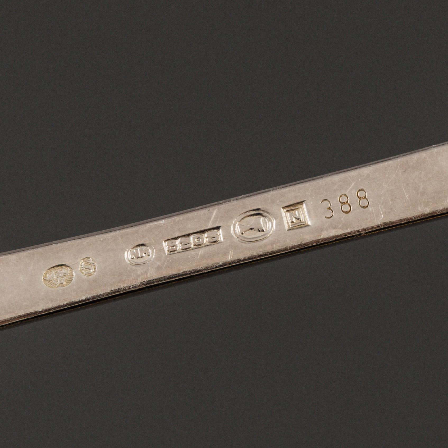 GUSTAF MÖLLENBORG, såssked, Stockholm, 1835 och PARTI SILVERBESTICK, 42 delar, bl.a. Rosenholm. Vikt 1183 g.